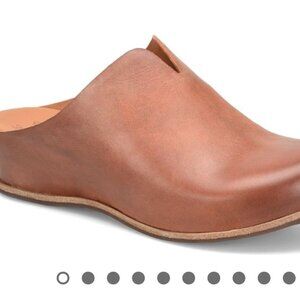 Korkease Leather Clogs